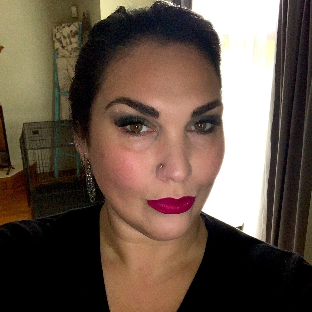 Meet your Posher, Amanda
